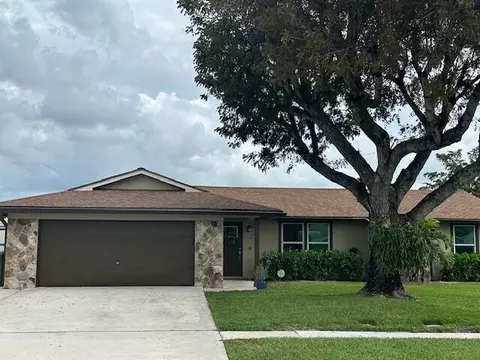 5363 Benjamin Ave, Boynton Beach, FL 33472