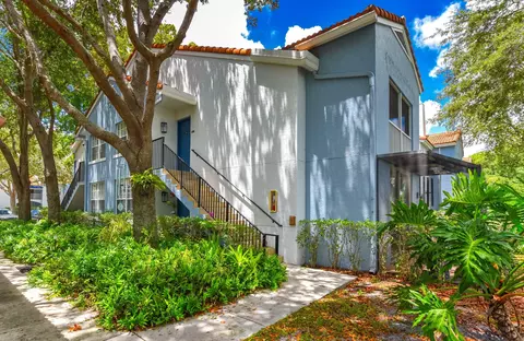 3131 Clint Moore Rd #208, Boca Raton, FL 33496