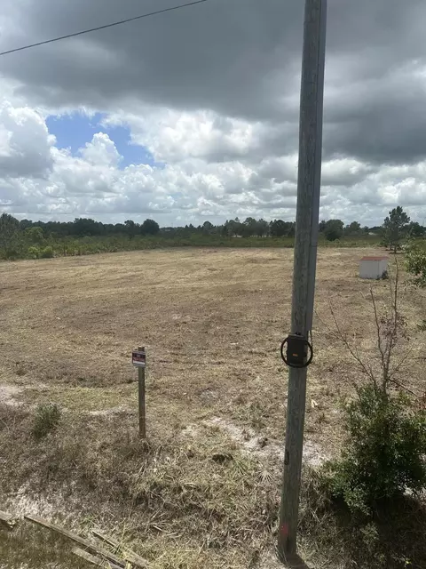 17980 NW 252nd St, Okeechobee, FL 34972