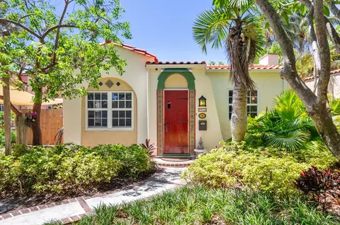 714 Sunset Rd, West Palm Beach, FL 33401