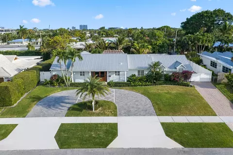 418 Oyster Rd, North Palm Beach, FL 33408