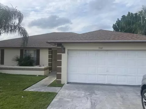 8421 Winnipesaukee Way, Lake Worth, FL 33467