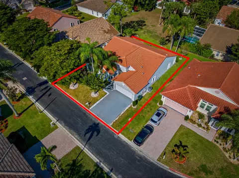 113 Egret Cir, Greenacres, FL 33413