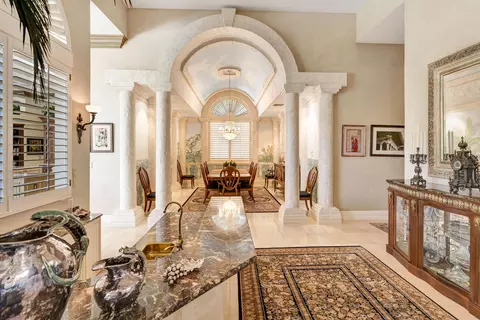 Dining - 416 Mariner Dr, Jupiter, FL 33477 photo 1 of 3