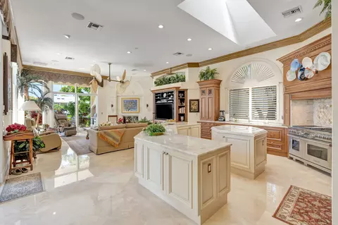 Kitchen - 416 Mariner Dr, Jupiter, FL 33477 photo 4 of 4