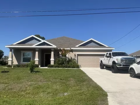 3982 SW Halcomb St, Port Saint Lucie, FL 34953