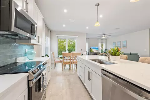 Kitchen - 178 SW Pomeroy St, Stuart, FL 34997 photo 2 of 2