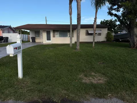 510 Elizabeth Rd, Lake Worth, FL 33461