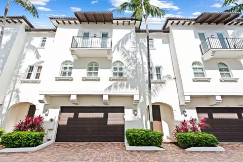 3235 NE 13th St, Pompano Beach, FL 33062
