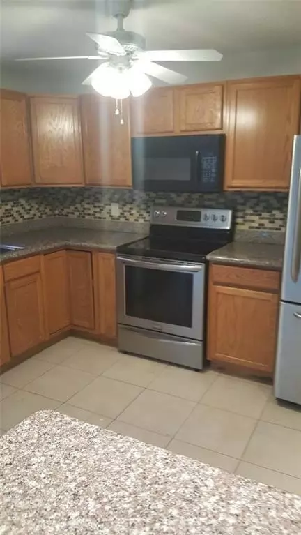 180 NE 12th Ave #17A, Hallandale Beach, FL 33009