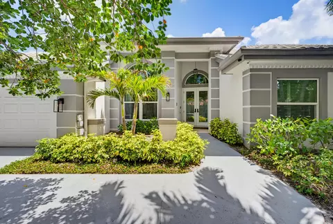 6132 Winding Lake Dr, Jupiter, FL 33458