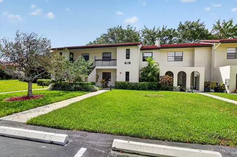 8310 Casa Del Lago #D, Boca Raton, FL 33433