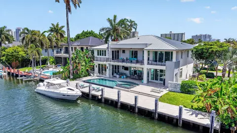 39 Pelican Dr, Fort Lauderdale, FL 33301