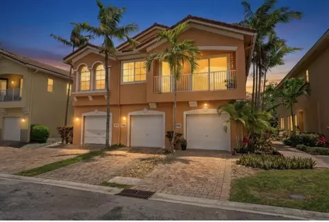 1706 Carvelle Dr, Riviera Beach, FL 33404
