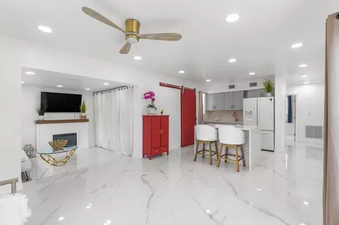 201 NE 28th Ct, Boynton Beach, FL 33435