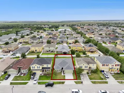 View/Area - 2020 Nations Way, Saint Cloud, FL 34769 photo 8 of 9