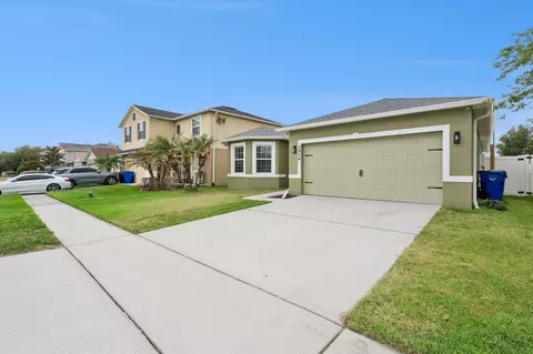 Exterior - 2020 Nations Way, Saint Cloud, FL 34769 photo 3 of 14
