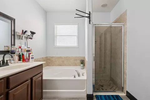 Bath - 2020 Nations Way, Saint Cloud, FL 34769 photo 2 of 3