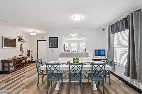 Dining - 2020 Nations Way, Saint Cloud, FL 34769 photo 1 of 4
