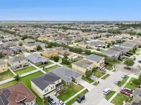 View/Area - 2020 Nations Way, Saint Cloud, FL 34769 photo 3 of 9