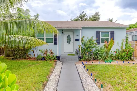 322 N C St, FL 33460