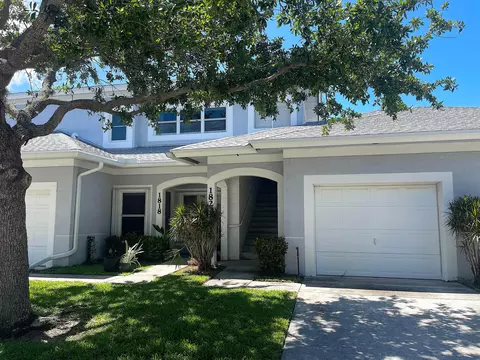 1820 Sandhill Crane Dr, Fort Pierce, FL 34982