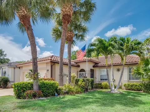 8471 Lake Cypress Rd, Lake Worth, FL 33467
