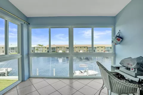 930 SE 9th Ave #11, Pompano Beach, FL 33060