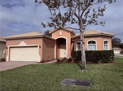 5837 Spanish River Rd, Fort Pierce, FL 34951