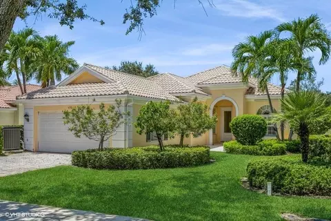 170 Euphrates Cir, Palm Beach Gardens, FL 33410