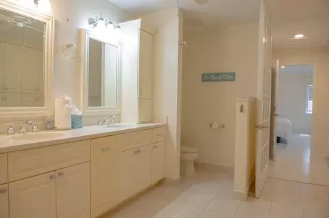 Bath - 114 Beach Summit Ct, Jupiter, FL 33477 photo 4 of 6