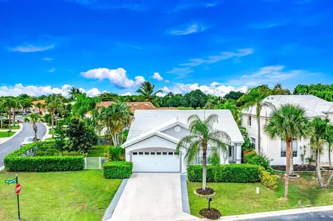 2690 Linkside Dr, Wellington, FL 33414