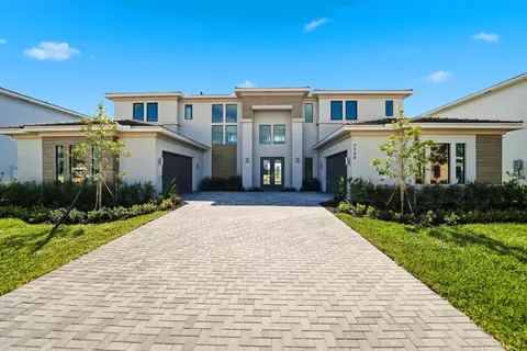 7738 Longchamp Ln, Lake Worth, FL 33449