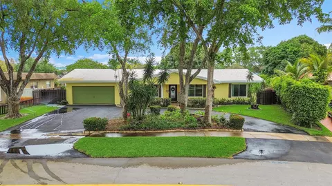1480 SW 66th Ter, Plantation, FL 33317