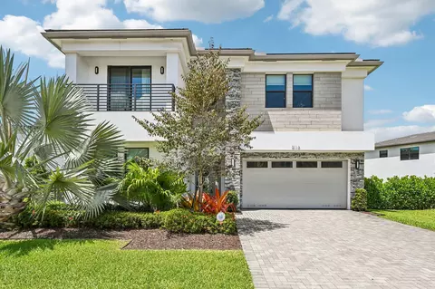 8116 Laurel Falls Dr, Boca Raton, FL 33496