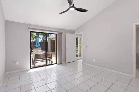 Bedroom - 1801 S Us Hwy 1 #3A, Jupiter, FL 33477 photo 2 of 3