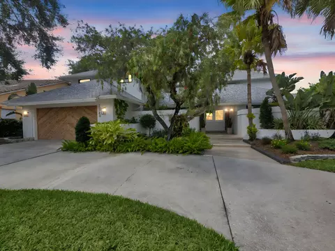 12706 Headwater Cir, Wellington, FL 33414