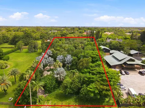 9080 NW 72nd St, Parkland, FL 33067
