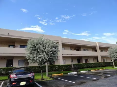 3212 Strawflower Way #207, Lake Worth, FL 33467