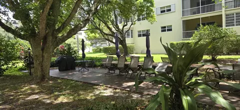 6731 Cypress Rd #308, Plantation, FL 33317