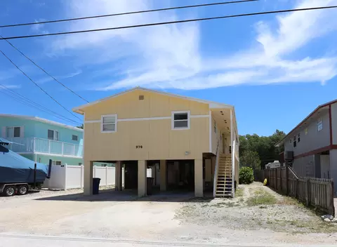 978 Gibraltar Rd, Key Largo, FL 33037