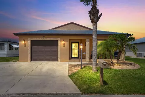 24 Alta Loma, Port Saint Lucie, FL 34952