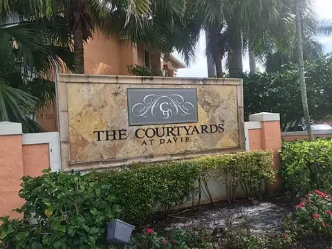 6900 SW 39th St #311K, Davie, FL 33314