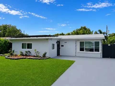 6448 Custer St, Hollywood, FL 33024