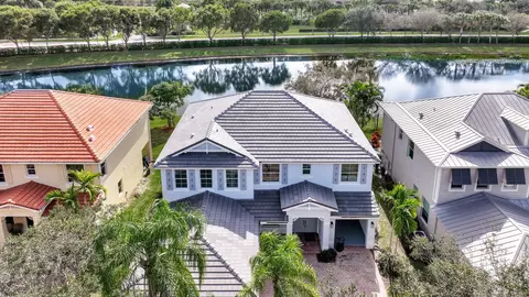 9334 Madewood Ct, Royal Palm Beach, FL 33411