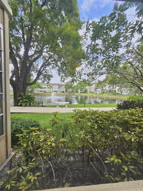 5100 NW 35th St #104, Lauderdale Lakes, FL 33319