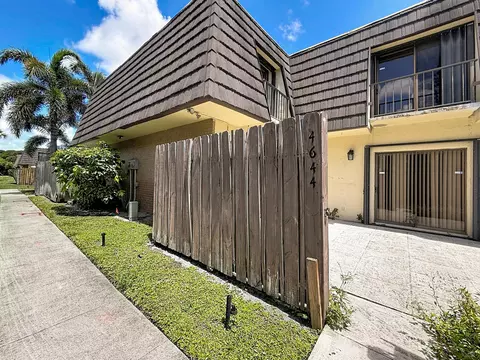 4644 Cherry Rd, West Palm Beach, FL 33417