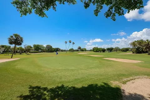 5954 SE Franklin Pl, Hobe Sound, FL 33455