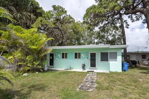3467 NE 13th Ave #AB, Oakland Park, FL 33334
