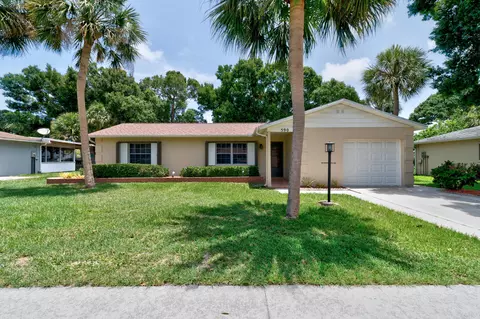 590 26th Ct, Vero Beach, FL 32962